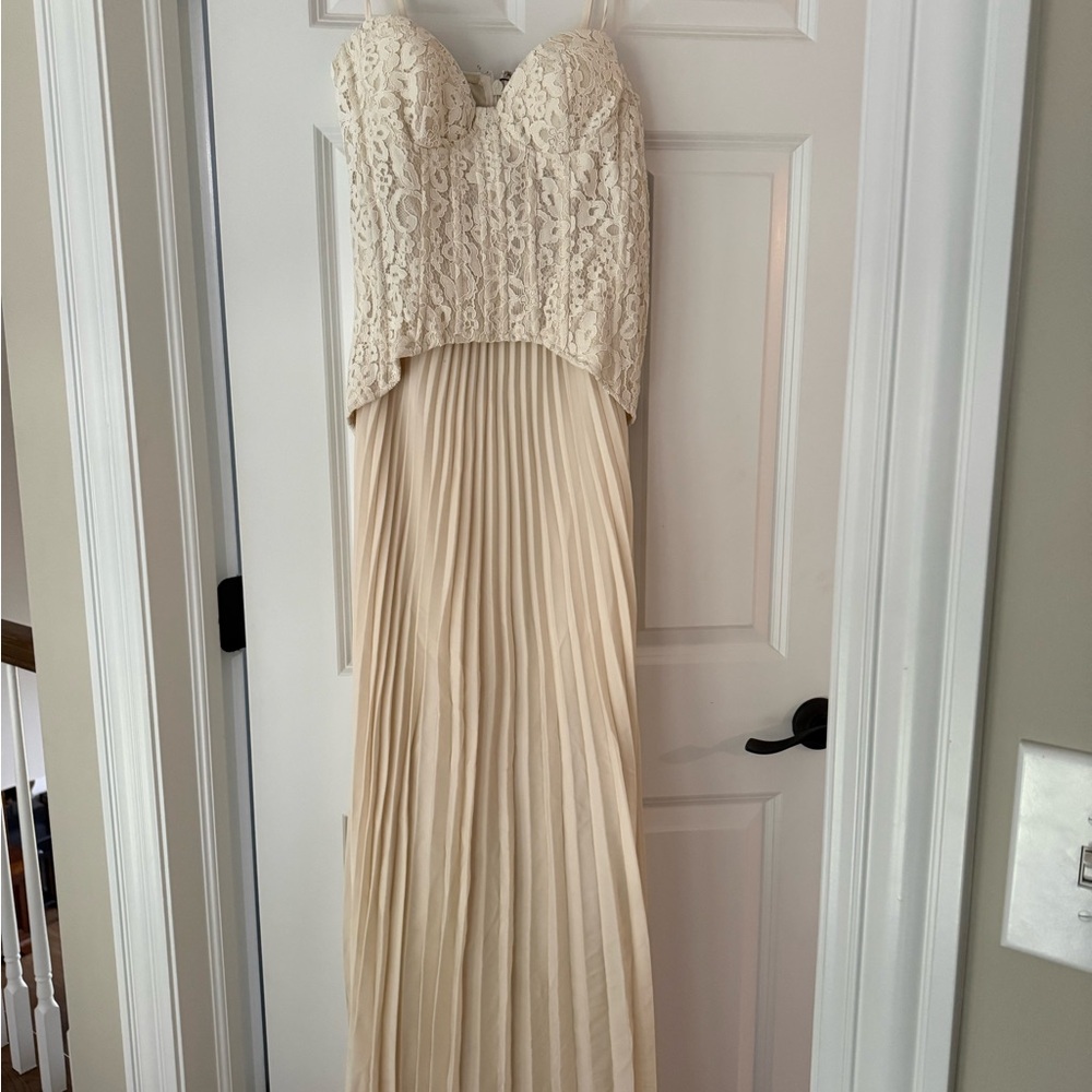 Fashion Nova Cream Lace Wedding Dress